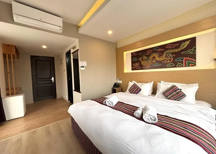 Viavia Boutique -