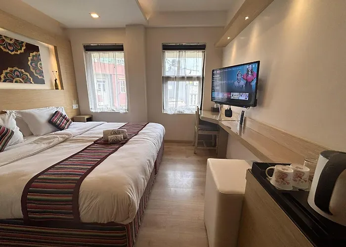 Viavia Boutique - Kathmandu