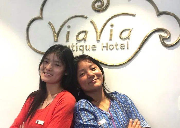 Viavia Boutique -